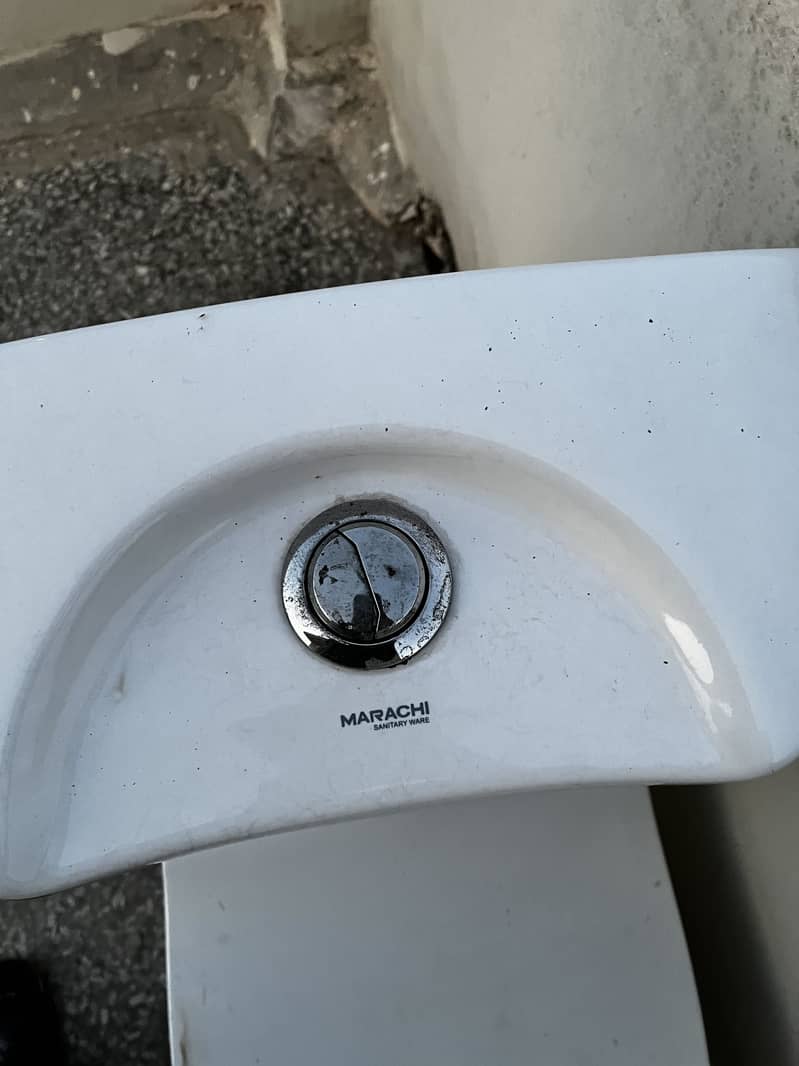 Marachi Commode New 0