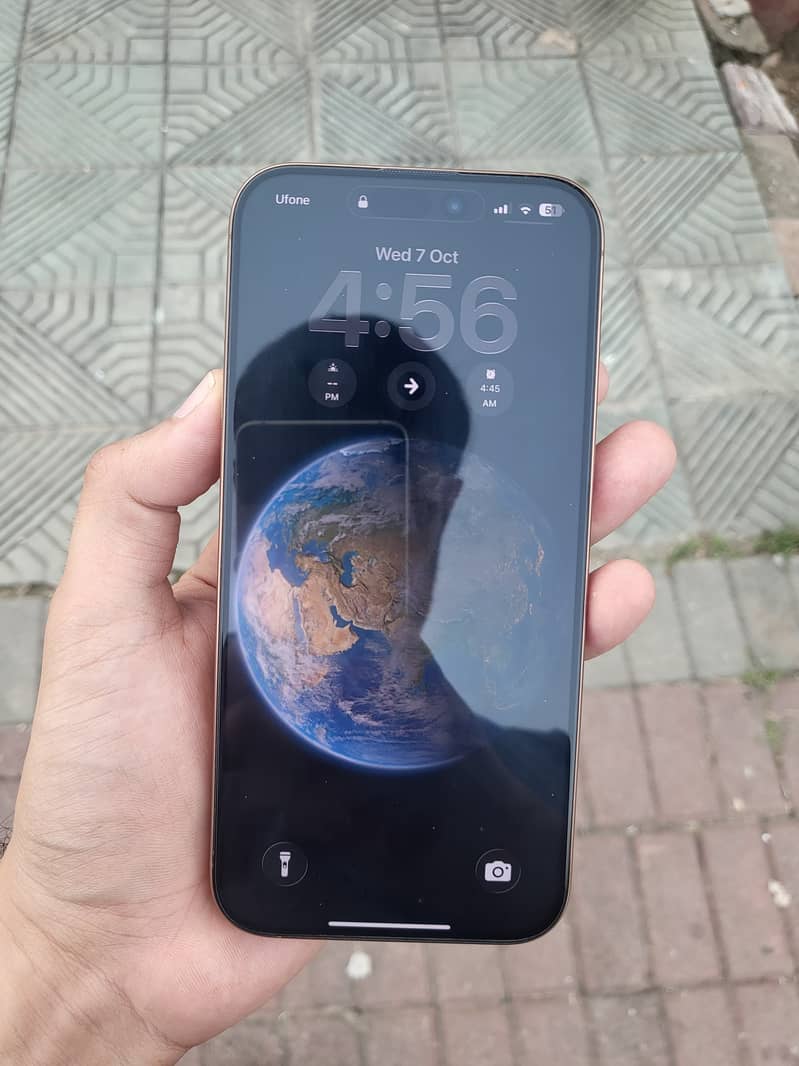 Apple iPhone 16 Pro Max 6