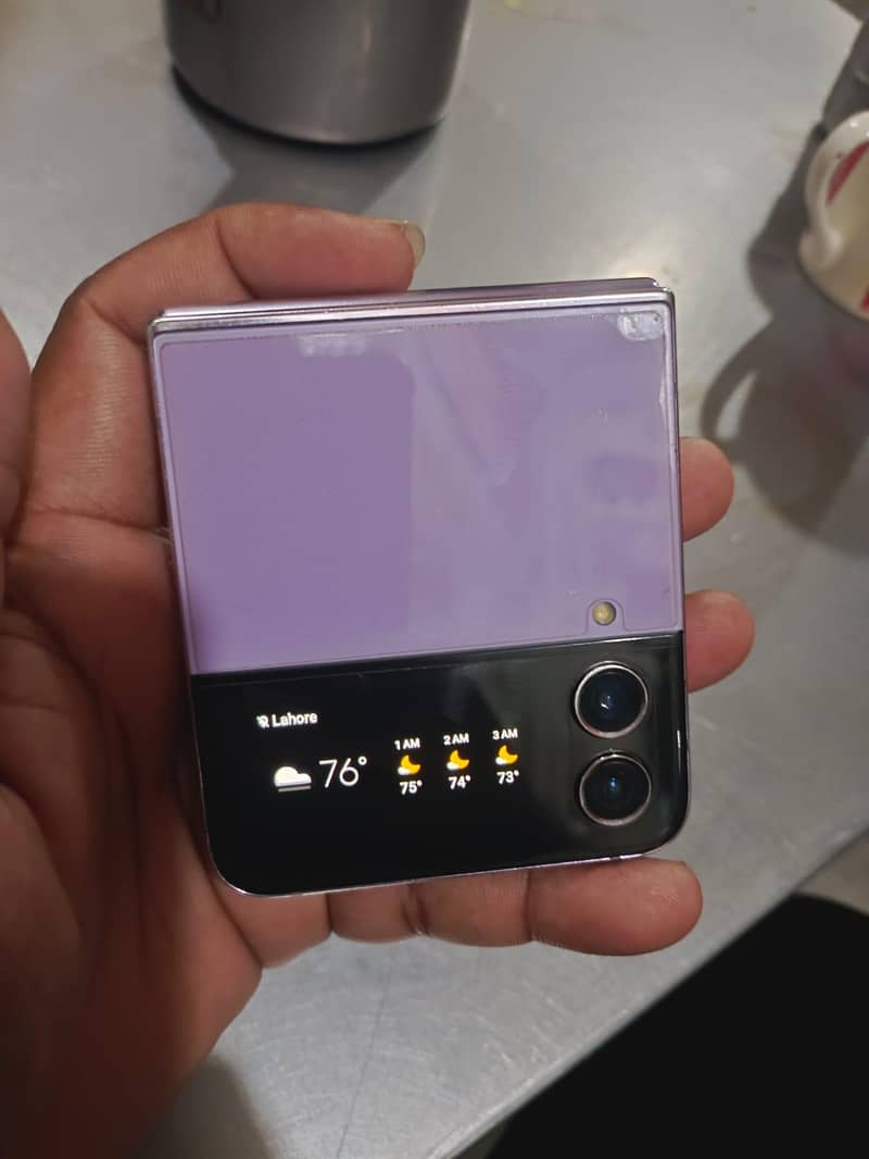 Samsung z flip 4 official approved 0