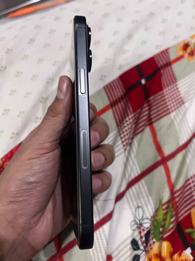 Iphone 15 pro max 3