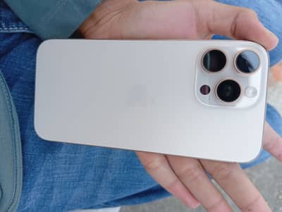 Apple iPhone 16 Pro Max