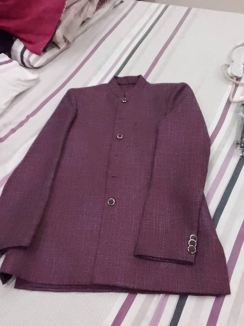 Suit medium size 0