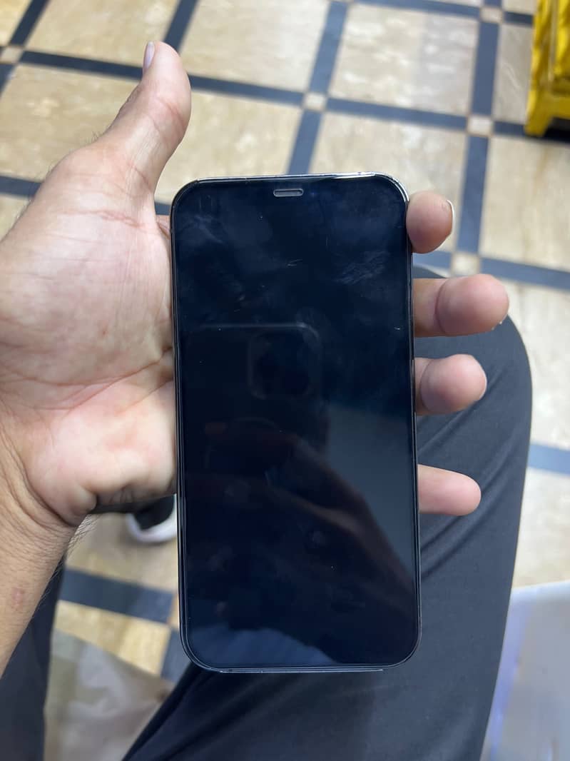 Apple iPhone 12 Pro 1