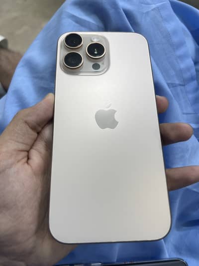 Apple iPhone 16 Pro Max