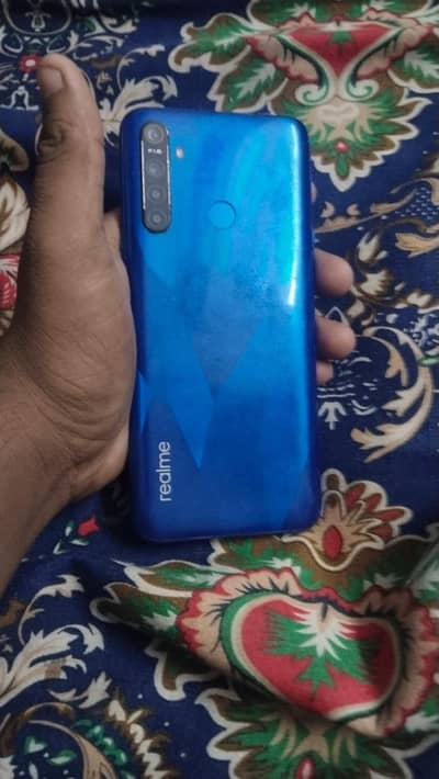 Realme 5