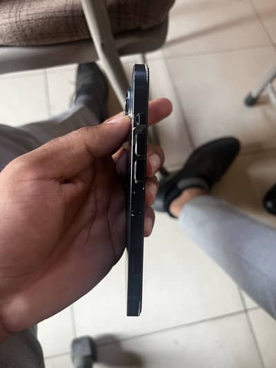 Apple iPhone 14