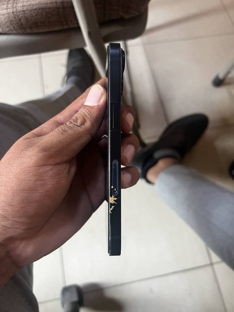 Apple iPhone 14 5