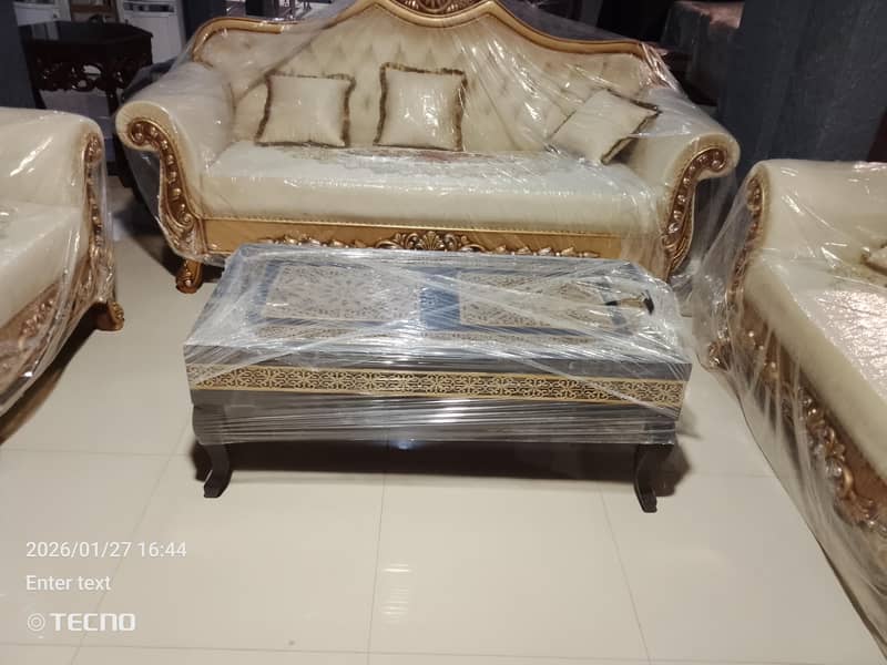 SOFA SET WITH TABLE 5