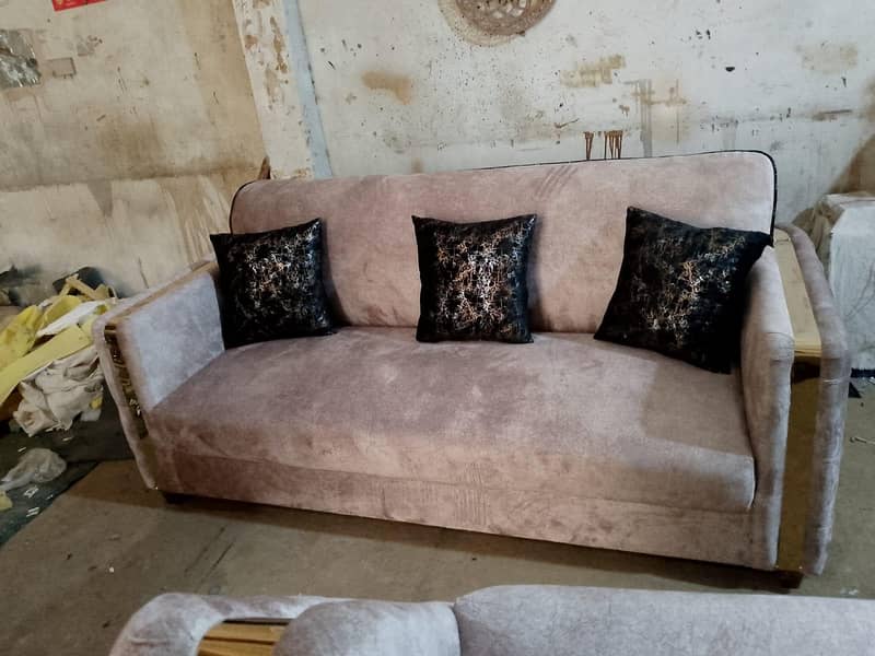 SOFA SET WITH TABLE 12