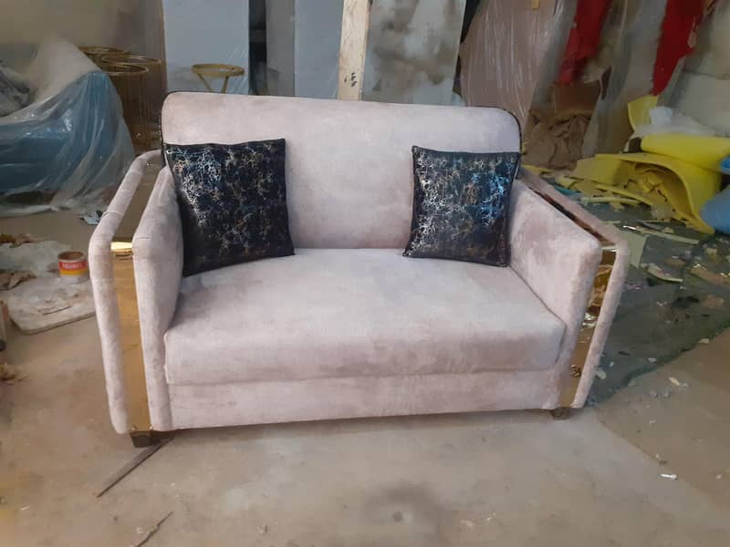 SOFA SET WITH TABLE 16