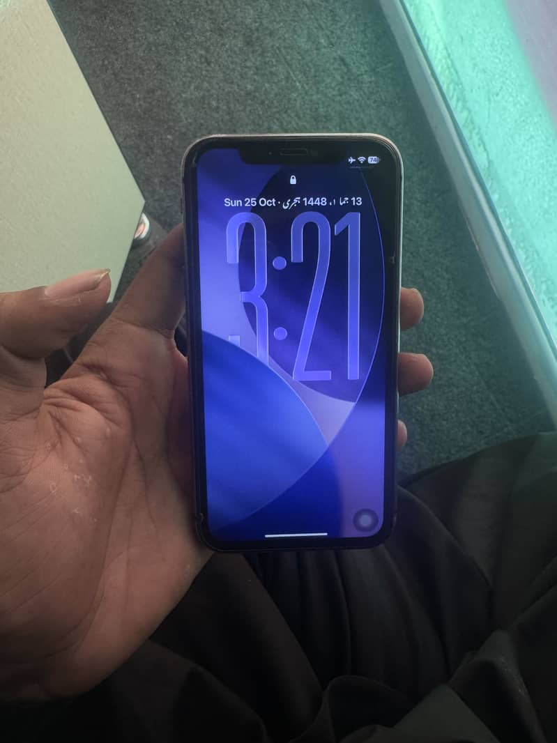 Apple iPhone 11 3