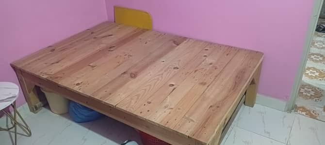 Takhat (Wooden)