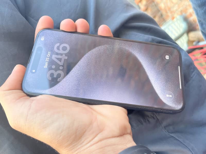 Apple iPhone 15 Pro Max 3
