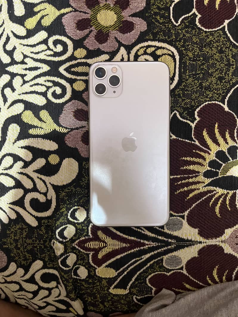Apple iPhone 11 Pro Max 0