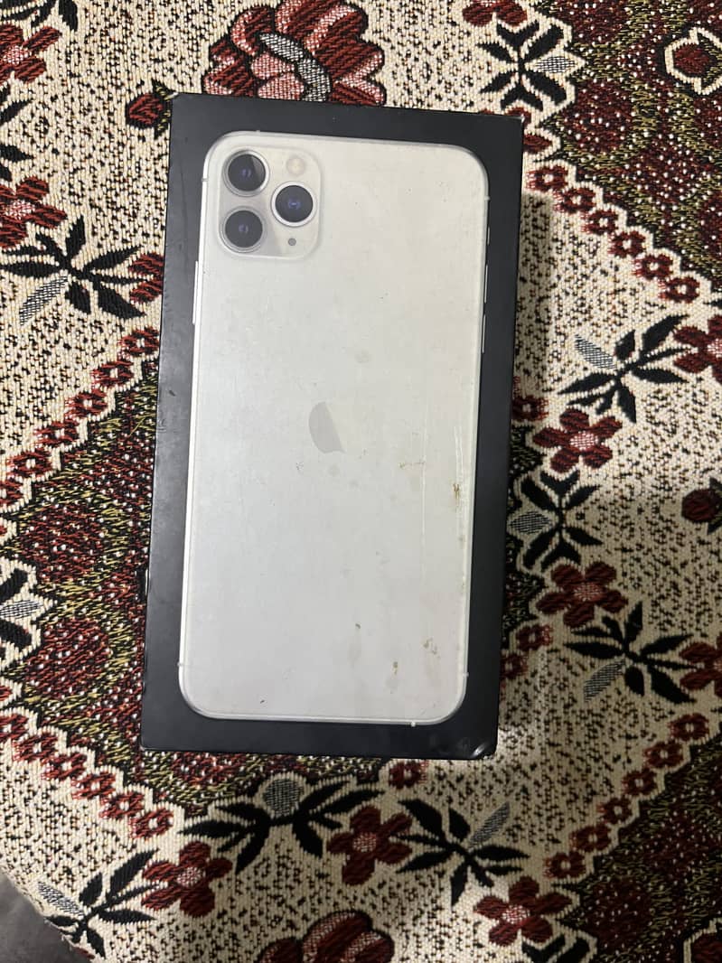 Apple iPhone 11 Pro Max 6