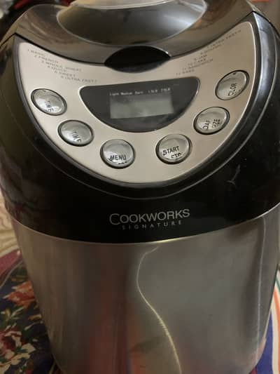 Bread Maker of cookware