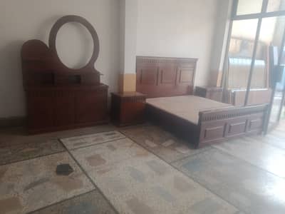 Double bed with 2 side tables & Dressing Table