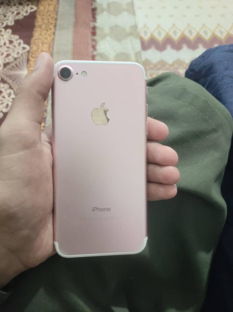 Apple iPhone 7 6