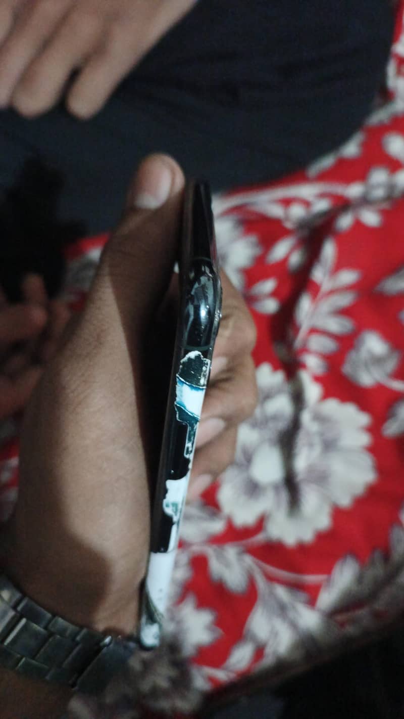 Apple iPhone 11 Pro Max 1