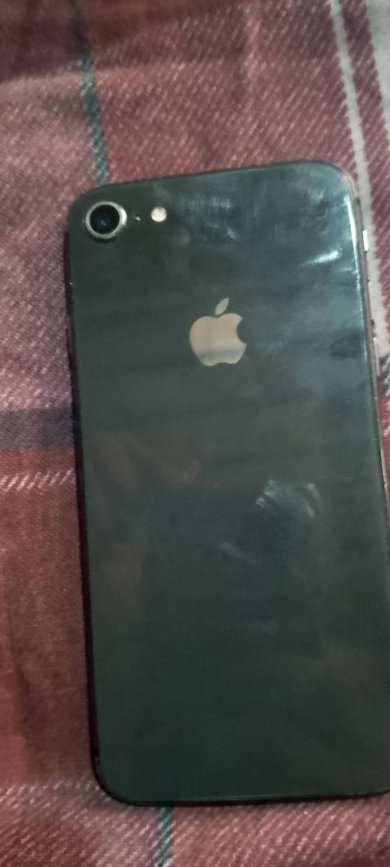 Apple iPhone 8 3