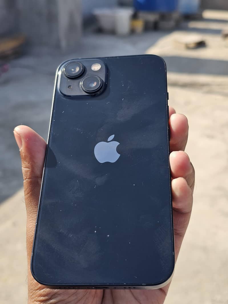 Apple iPhone 13 2