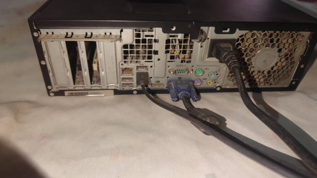 Core i3 HP desktop pc 6