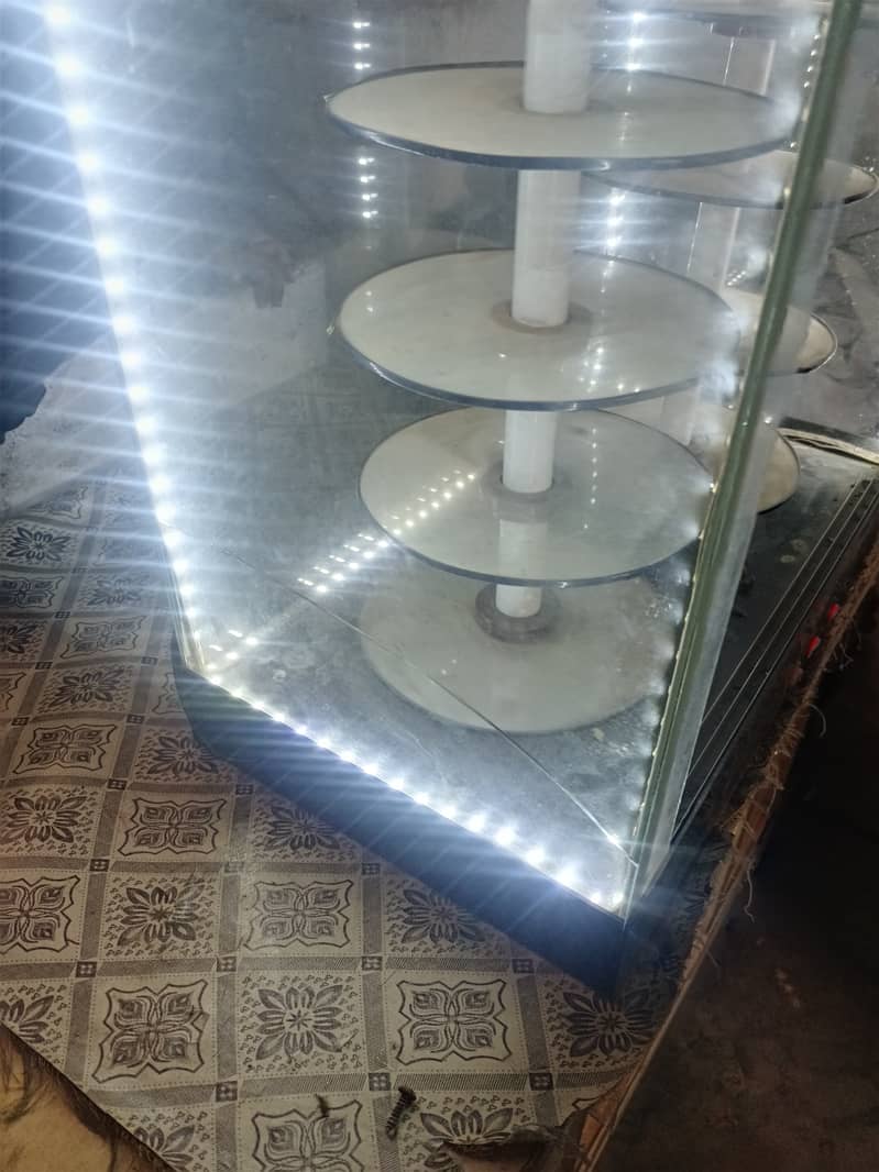  شیشے کا خوبصورت ڈسپلے شوکیس برائے فروخت 1