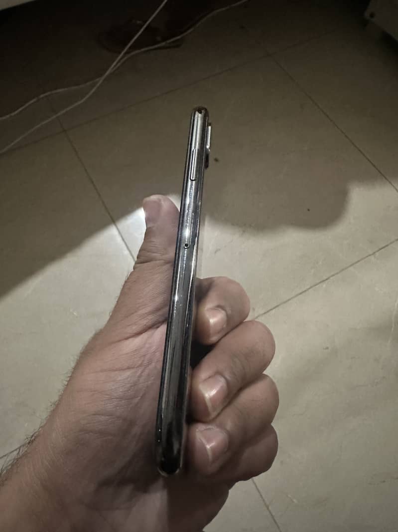 Apple iPhone X 1
