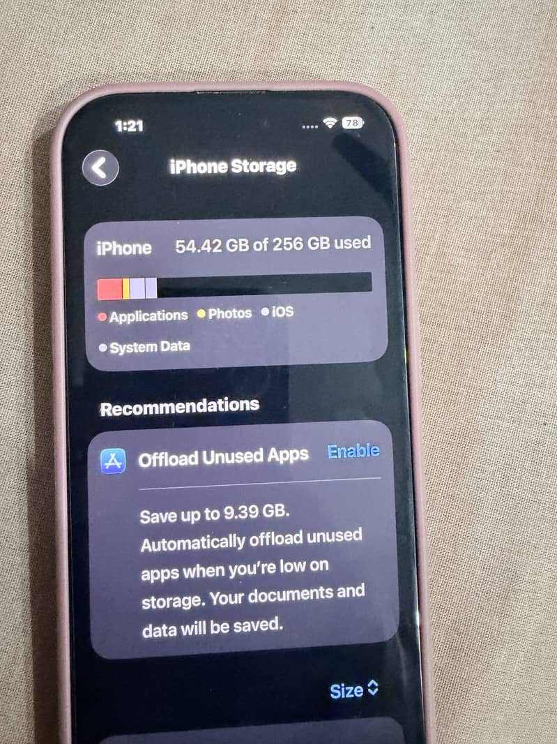 Apple iPhone 16 Pro 8