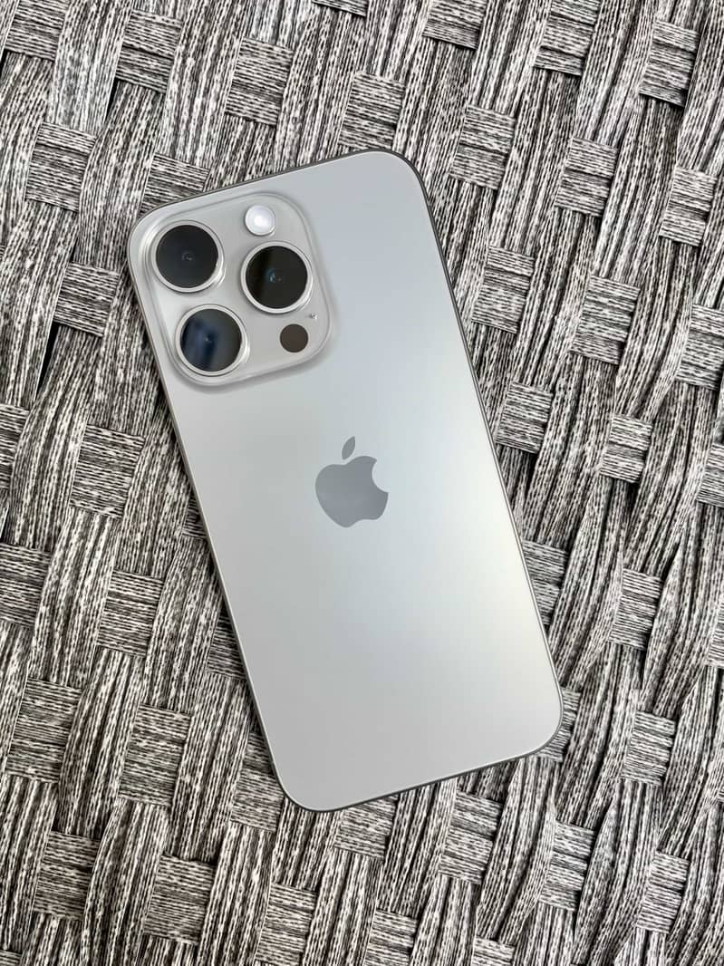 Apple iPhone 0