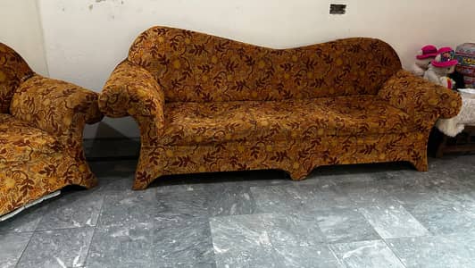 5-Seater Used Sofa Set
