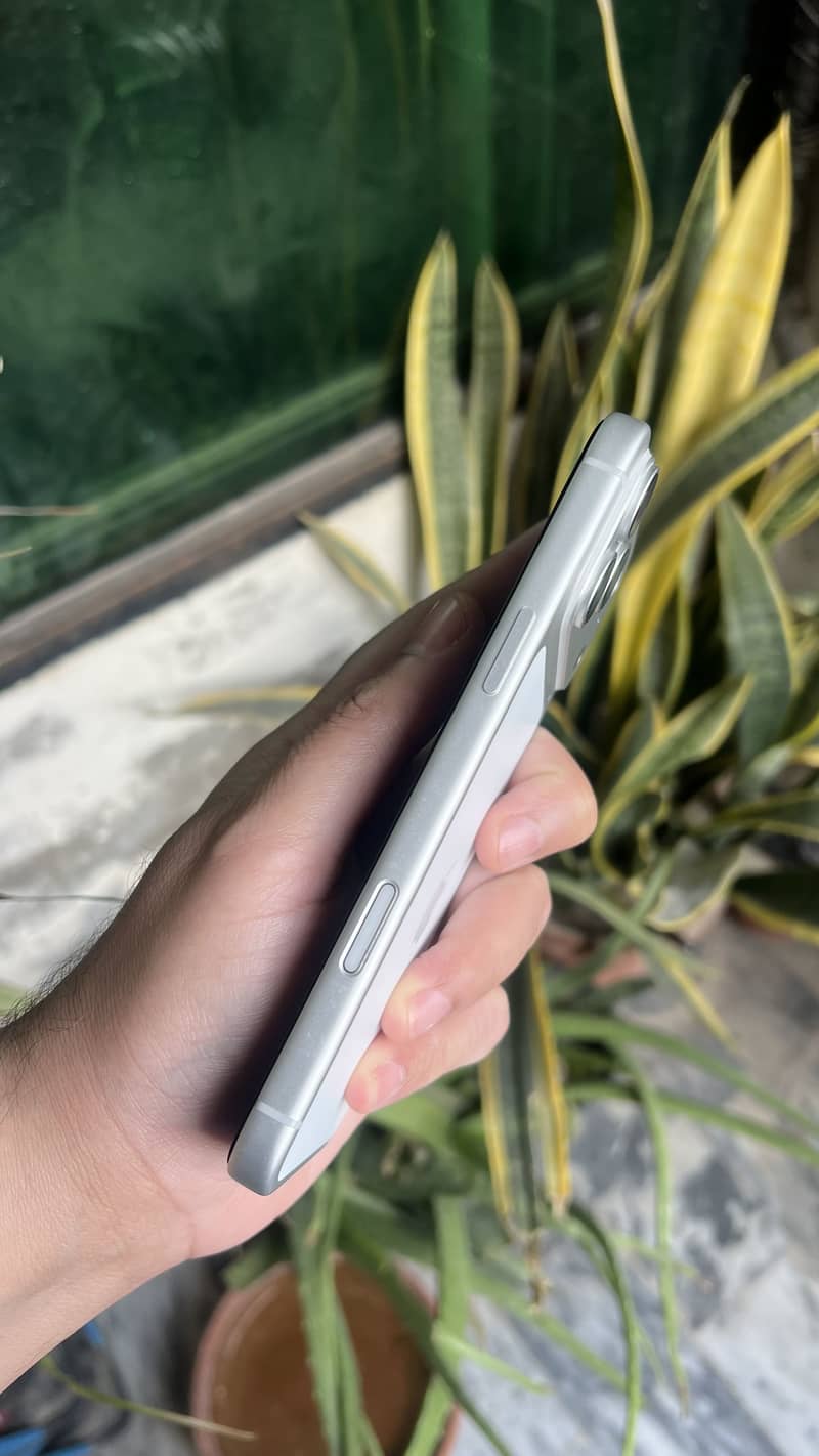 Apple iPhone 17 Pro Max 1