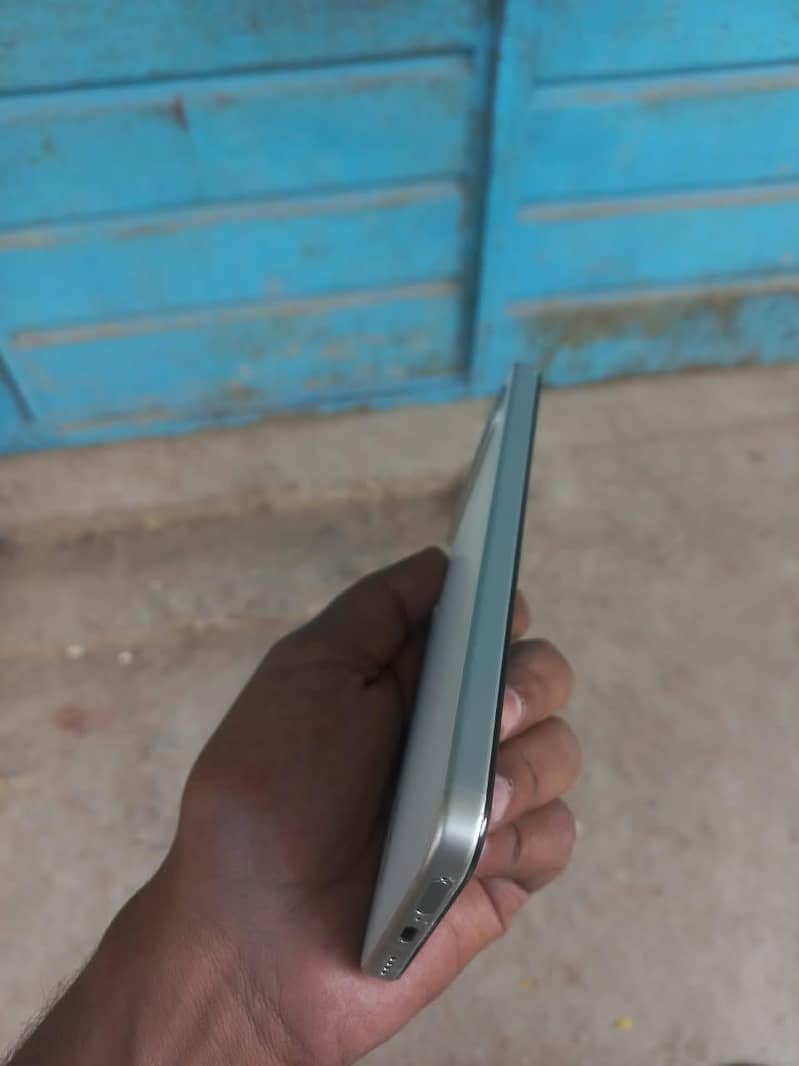 Realme 16 3