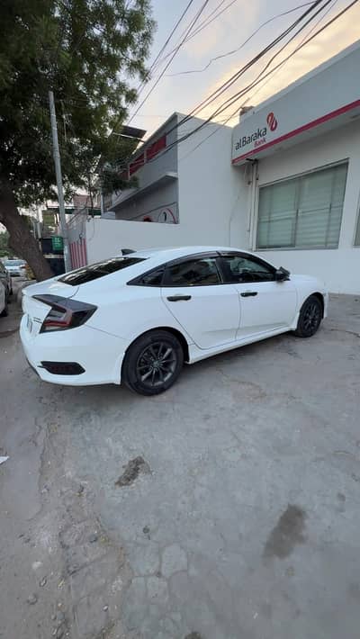 Honda Civic Oriel 2021