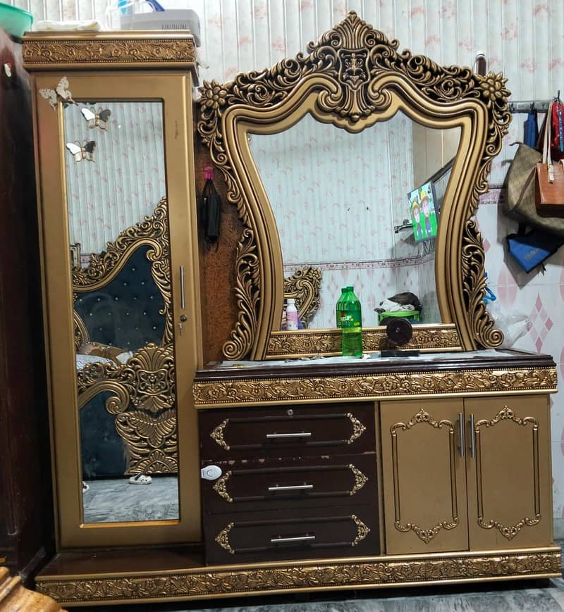 expensive bed 1