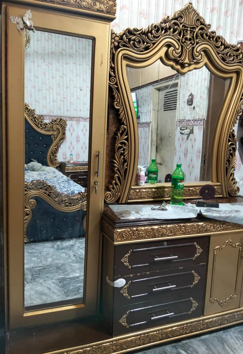 expensive bed 4