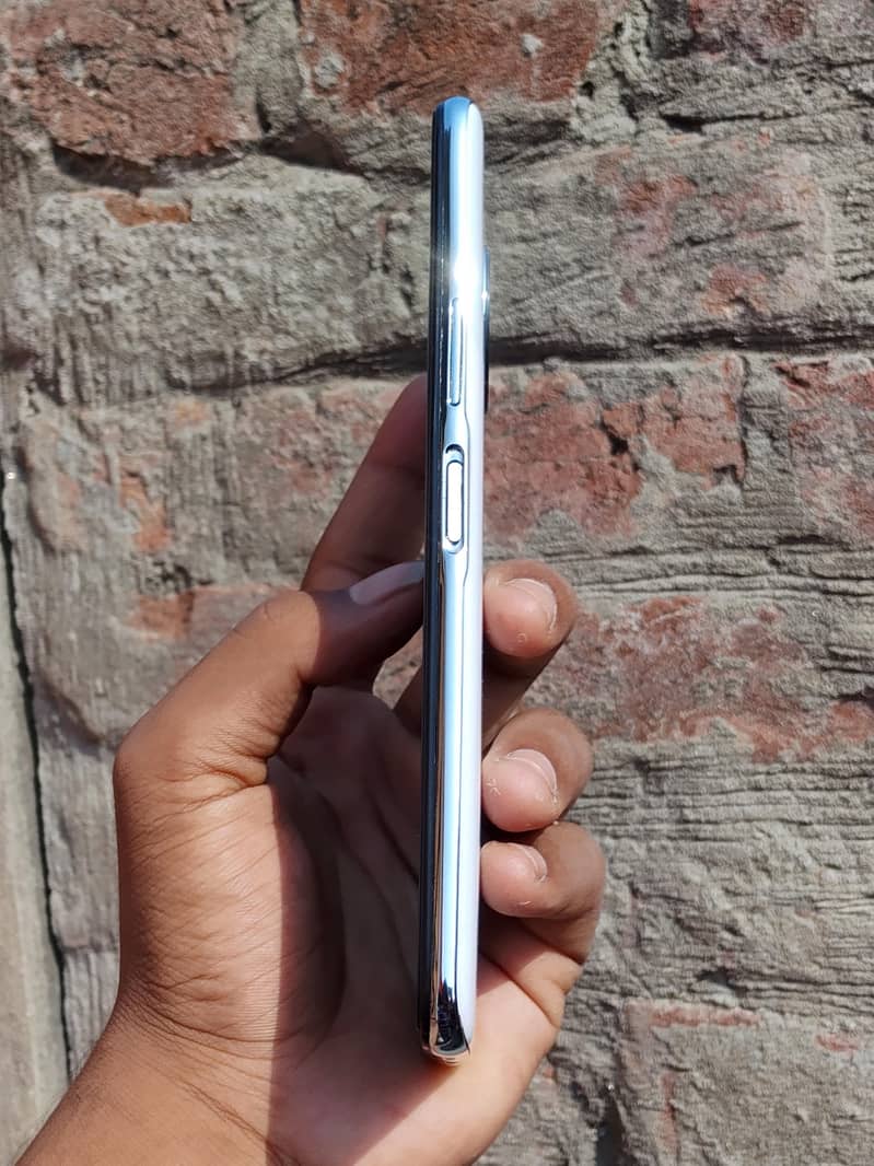 Infinix Note 7 4
