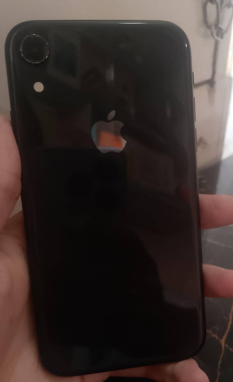 Apple iPhone XR 0