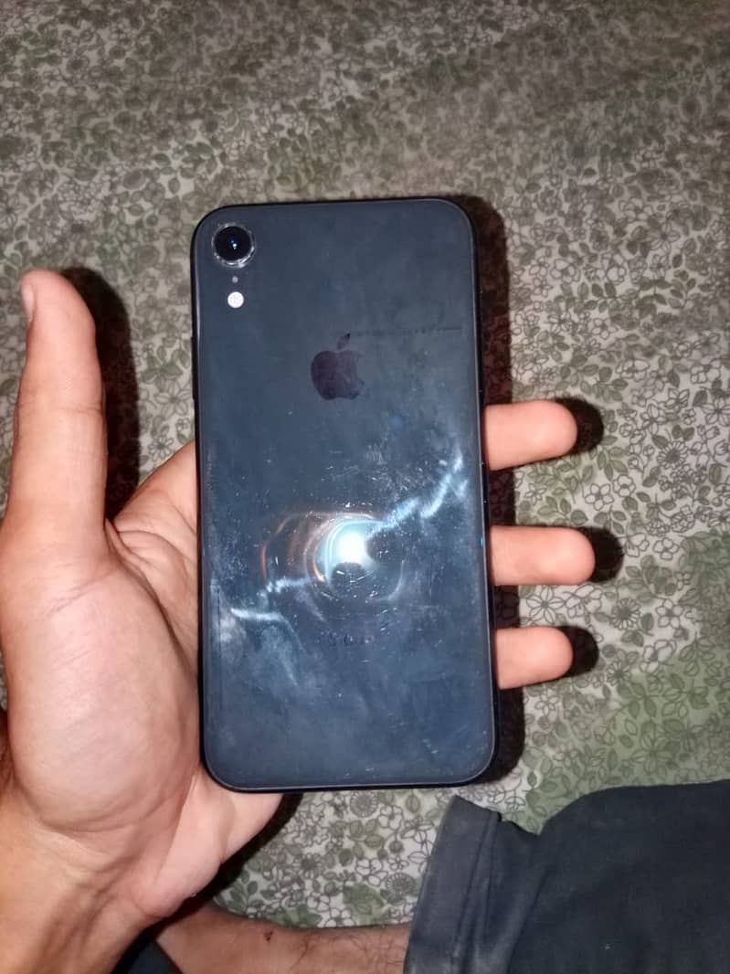 Apple iPhone XR 0