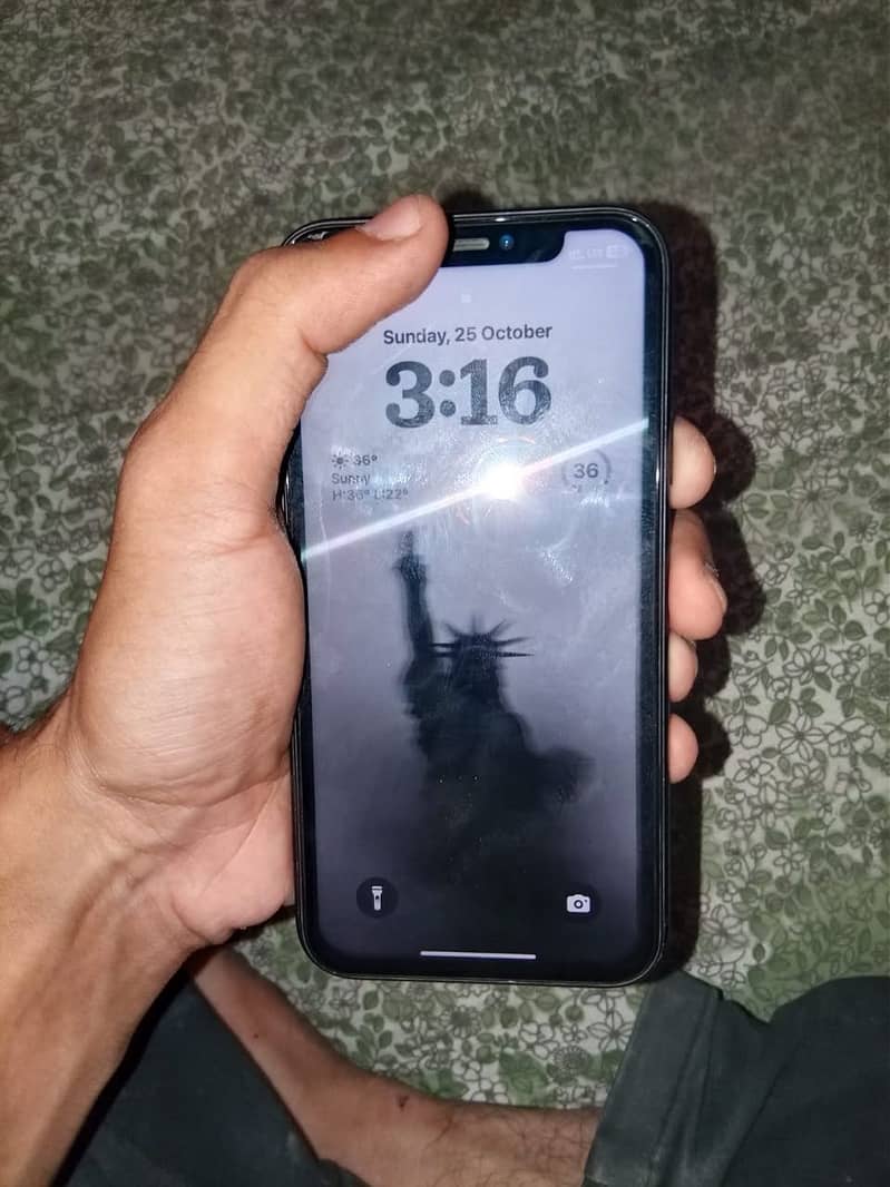 Apple iPhone XR 2