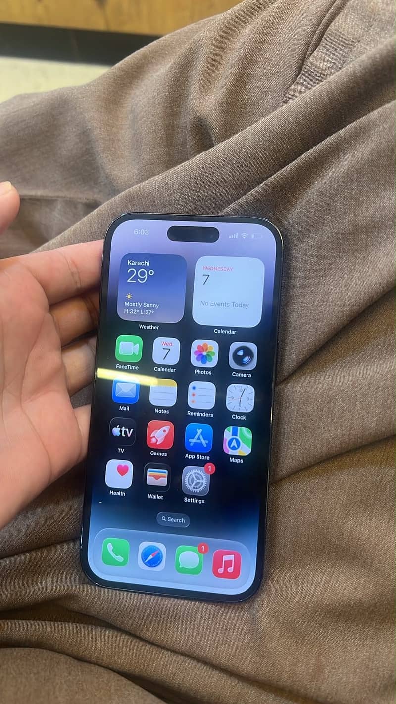 Apple iPhone 14 Pro 1