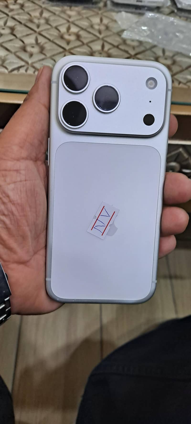 Apple iPhone 17 Pro 0