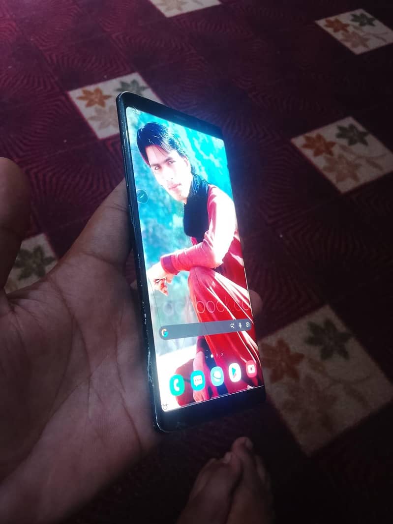 Samsung Mobile Note 8 5
