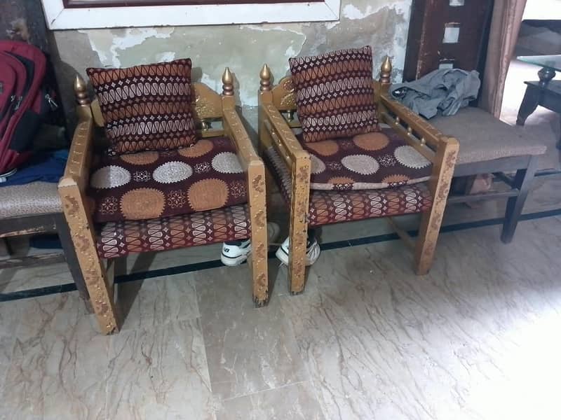 sofa and sity 0