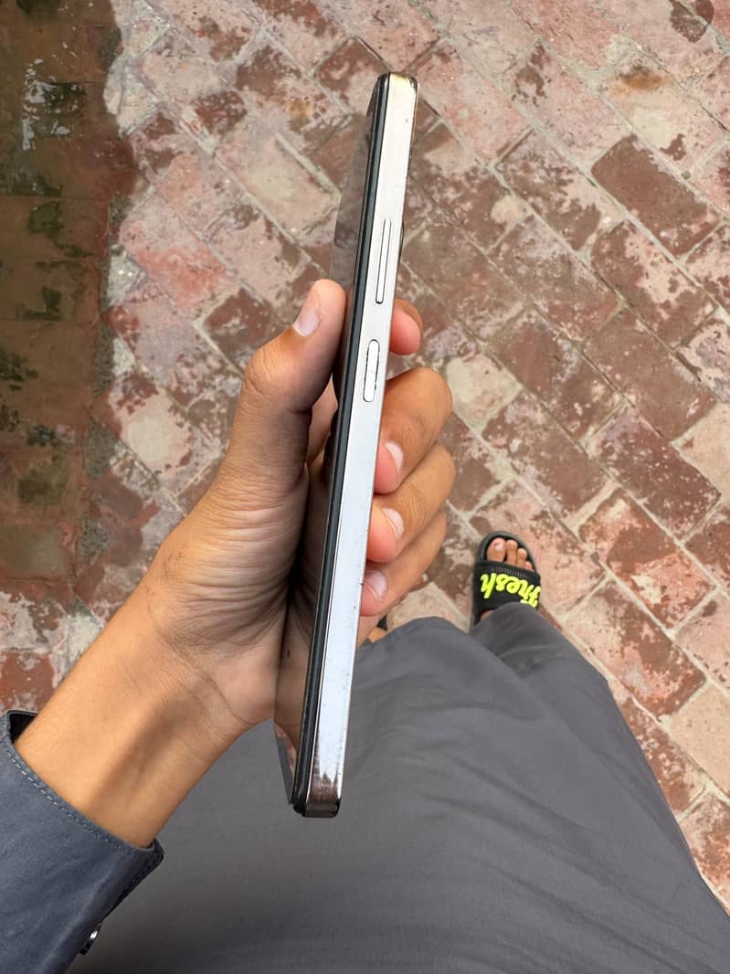 Infinix Note 30 1