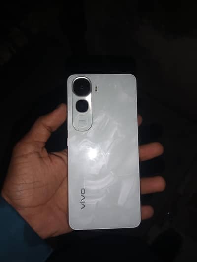 Vivo Y400