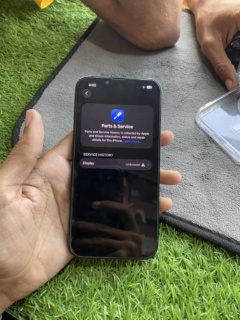 Apple iPhone 13 5