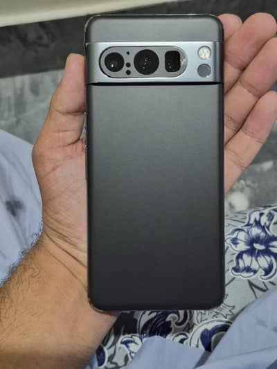 Google Pixel 8 Pro