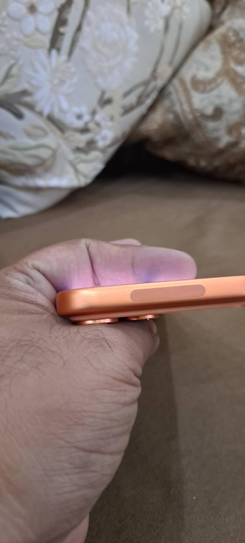 Apple iPhone 17 Pro Max 4