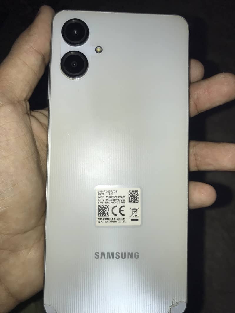 Samsung Mobile A06 0